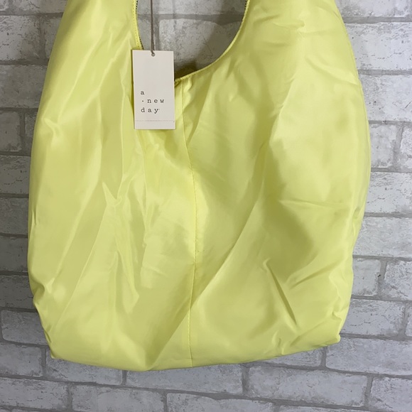 A new day zip closure knotted  bag - Picture 3 of 12